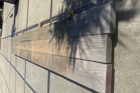Partij Douglas balken 100 x 300 x 6000mm B-keus